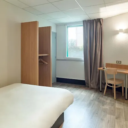 Orly Aéroport 2 étoiles Hotel