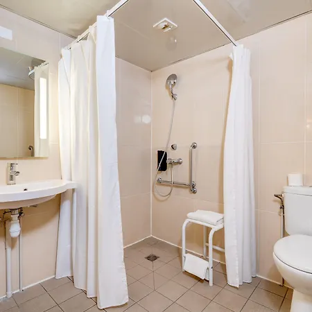 Orly Aéroport 2 étoiles