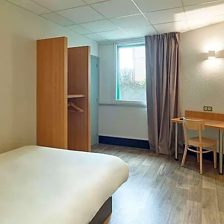 Hotel Orly Aéroport