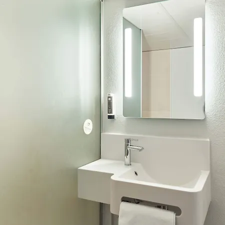 Hotel Orly Aeroport 2 Etoiles