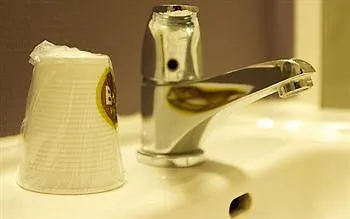 Orly Aéroport 2 étoiles